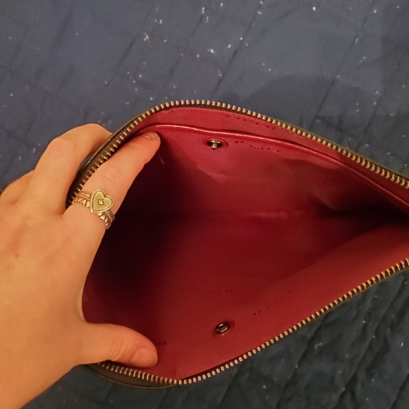 Purse - Picture 3 of 4